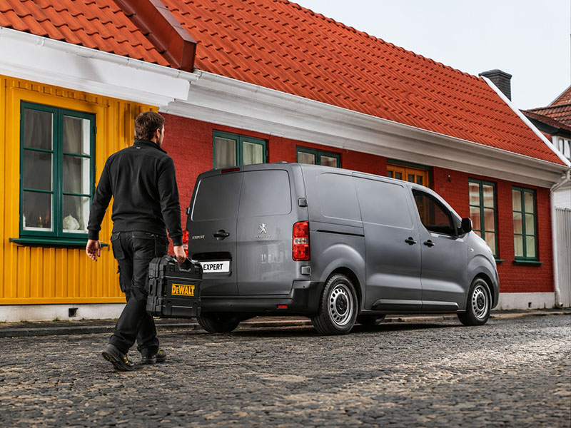 Peugeot Expert transportbil hos Malmgren Bil i Munkedal